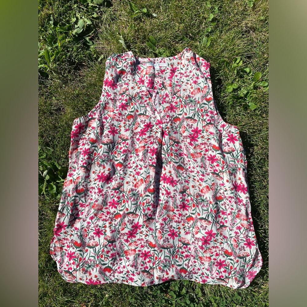 Violet + Claire - floral top